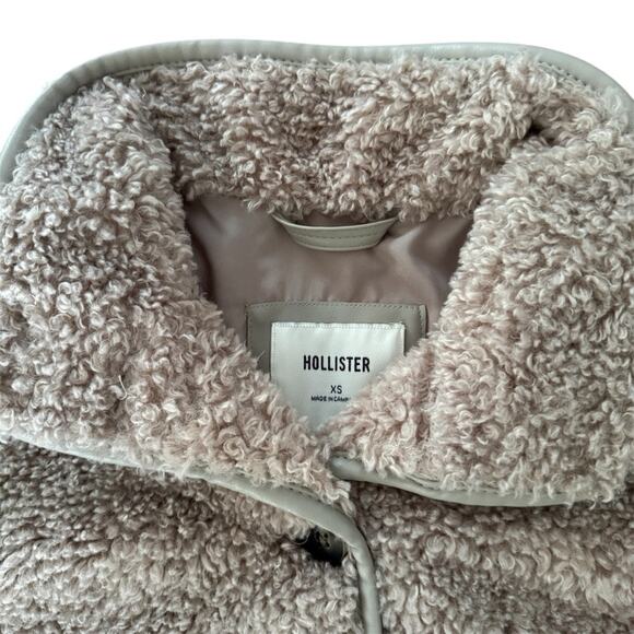Hollister Women's Sherpa Jacket Biker Silhouette 
Light Brown Cozy Fall Size XS - Picture 3 of 12